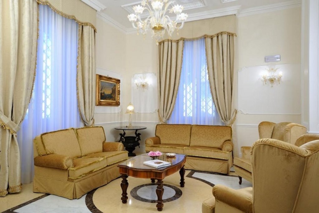 Villa Pinciana 22