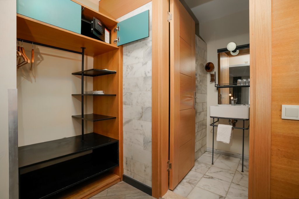 Faros Hotel Taksim 13