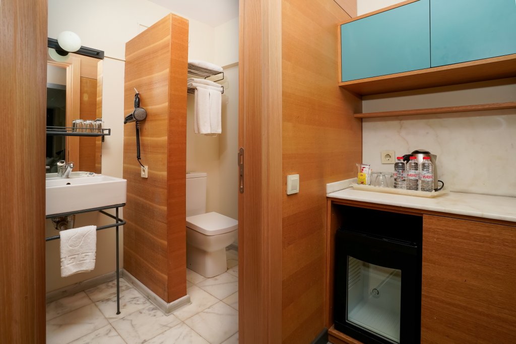 Faros Hotel Taksim 3