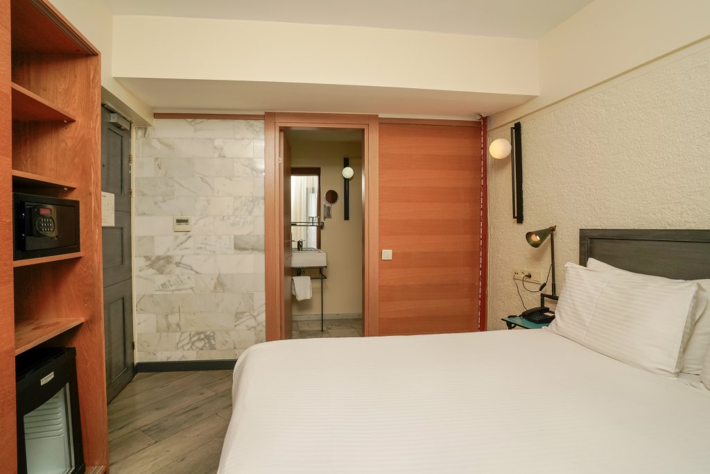 Faros Hotel Taksim 8