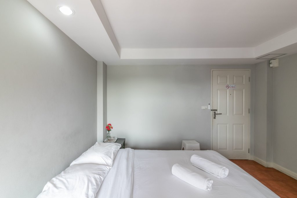 Resortel Lat Phrao 91 18
