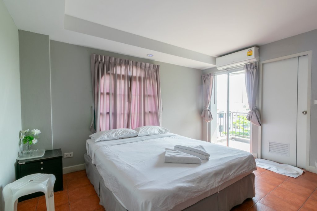 Resortel Lat Phrao 91 23