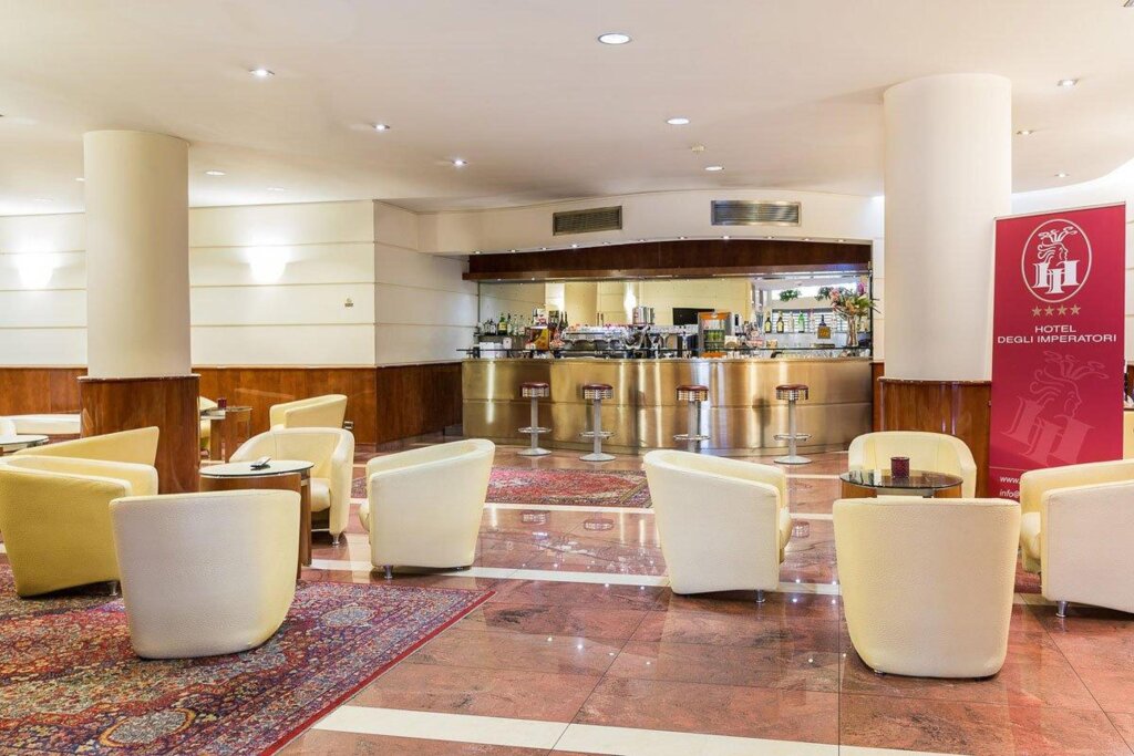 Hotel Degli Imperatori 22