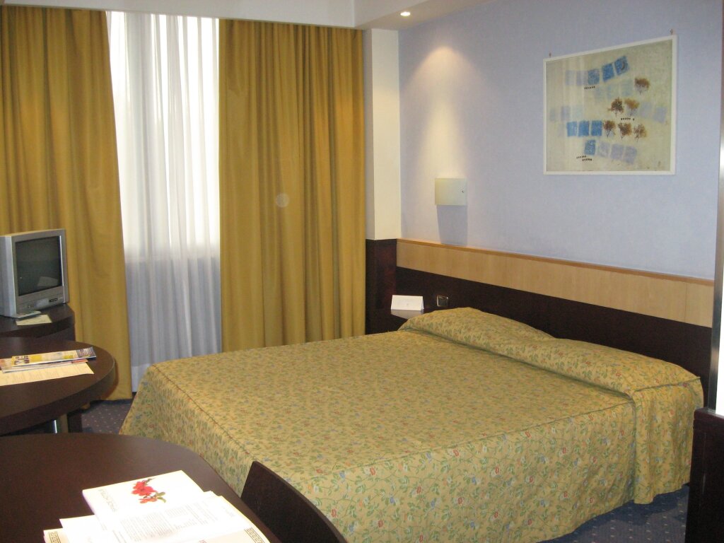 Hotel Degli Imperatori 5