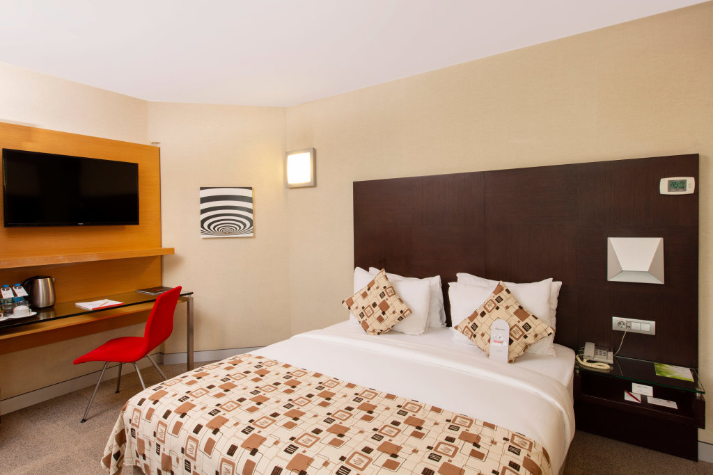 Nippon Hotel 22