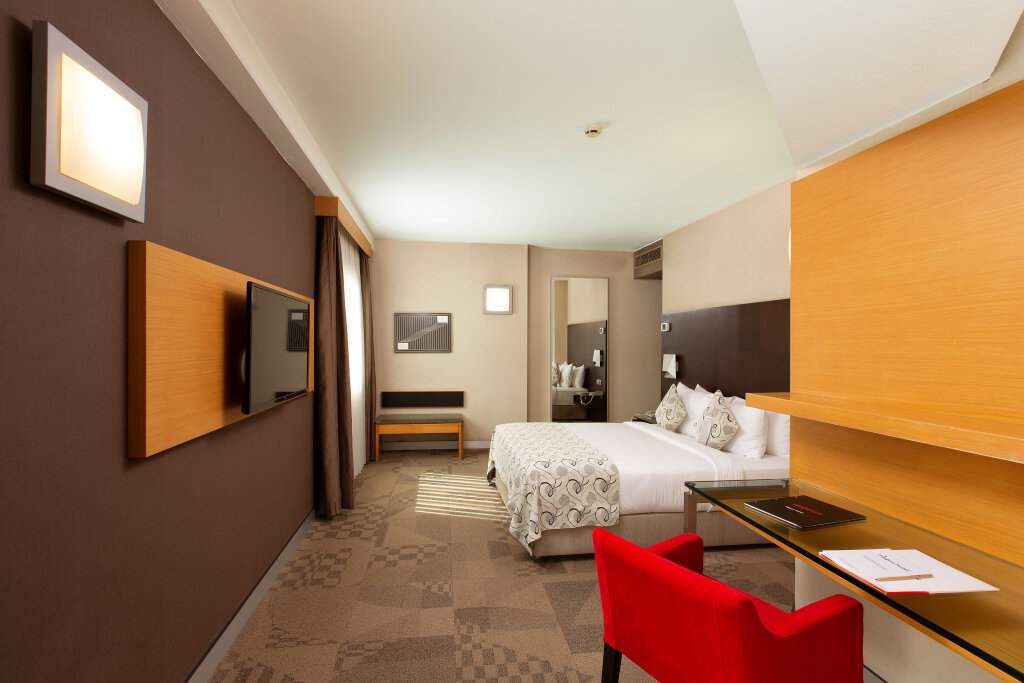 Nippon Hotel 23