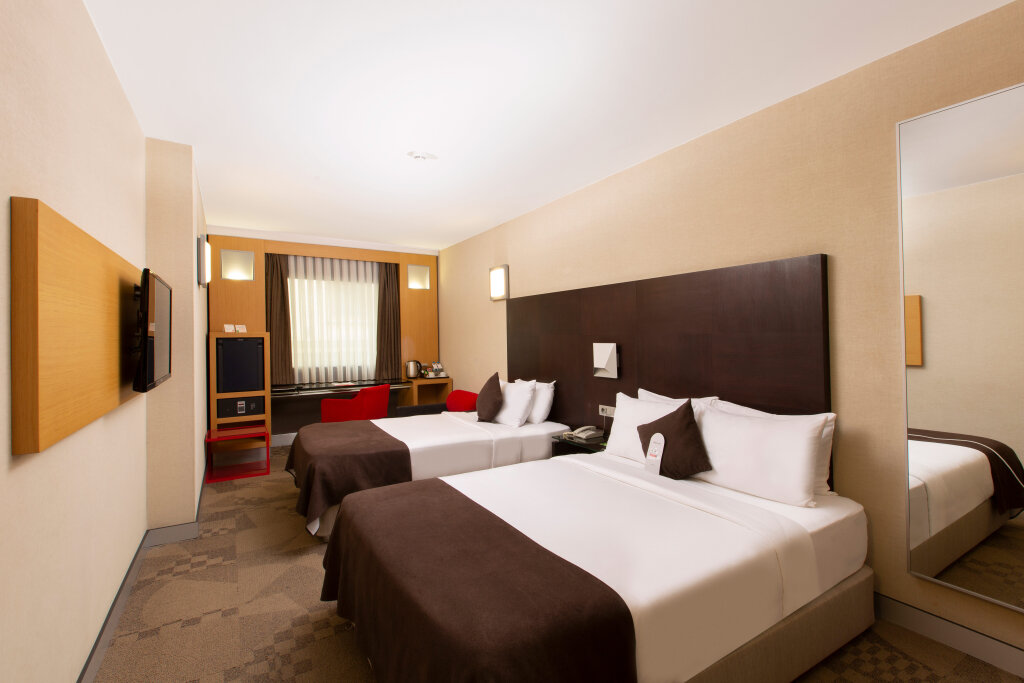 Nippon Hotel 7
