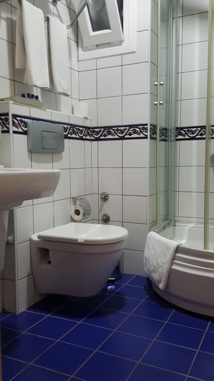 Hotel Novano 11