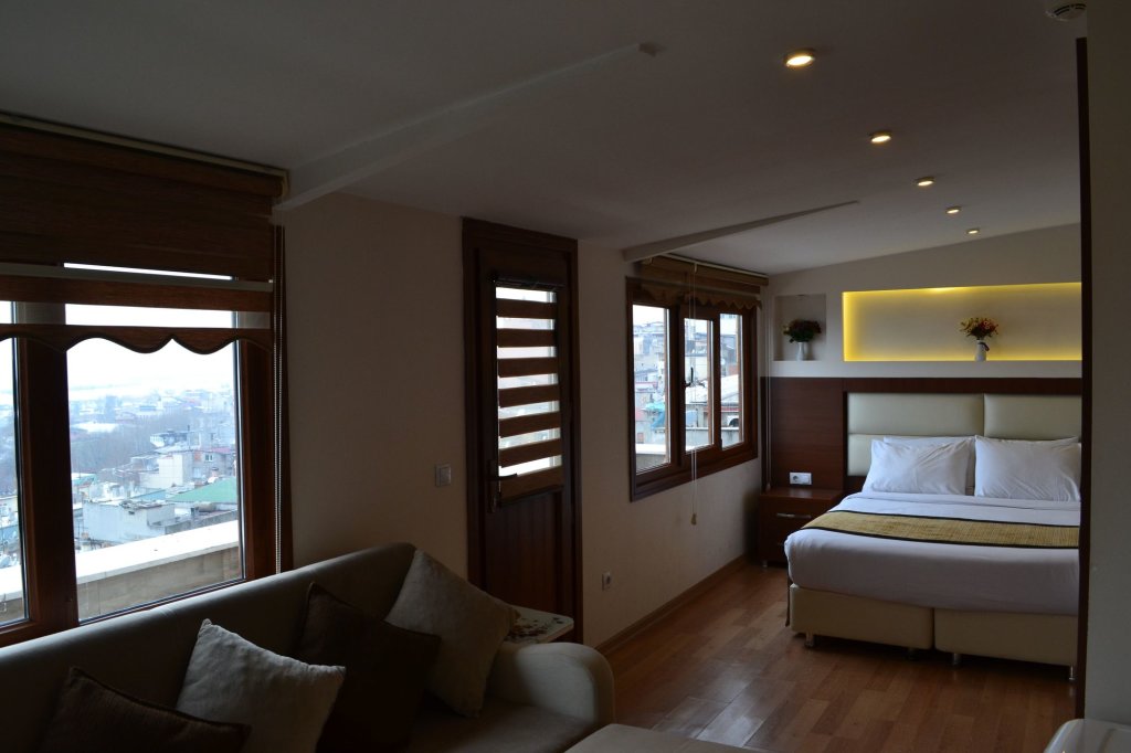 Seven Days Hotel 14