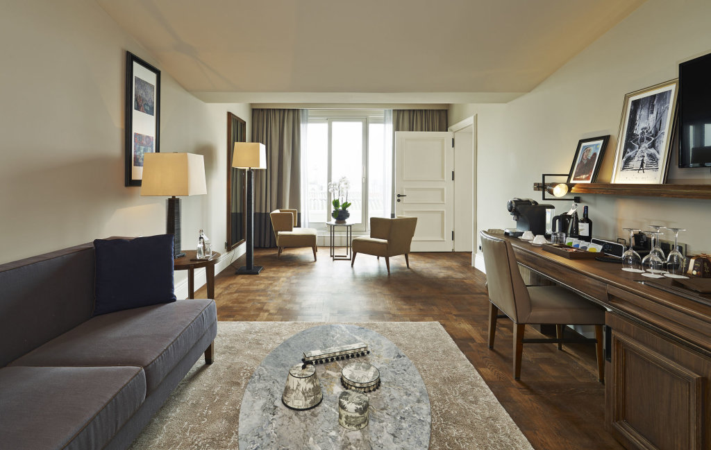 The Bank Hotel Istanbul, a Member of Design Hotels - Special Class 16