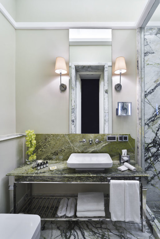 The Bank Hotel Istanbul, a Member of Design Hotels - Special Class 24