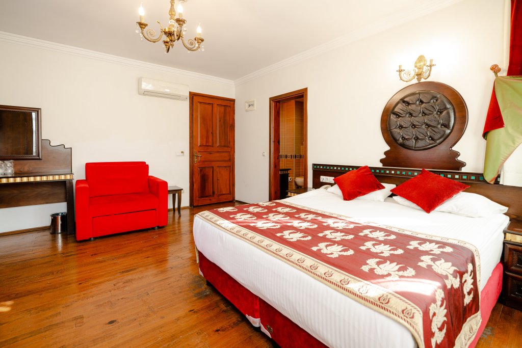 Mediterra Art Hotel 23