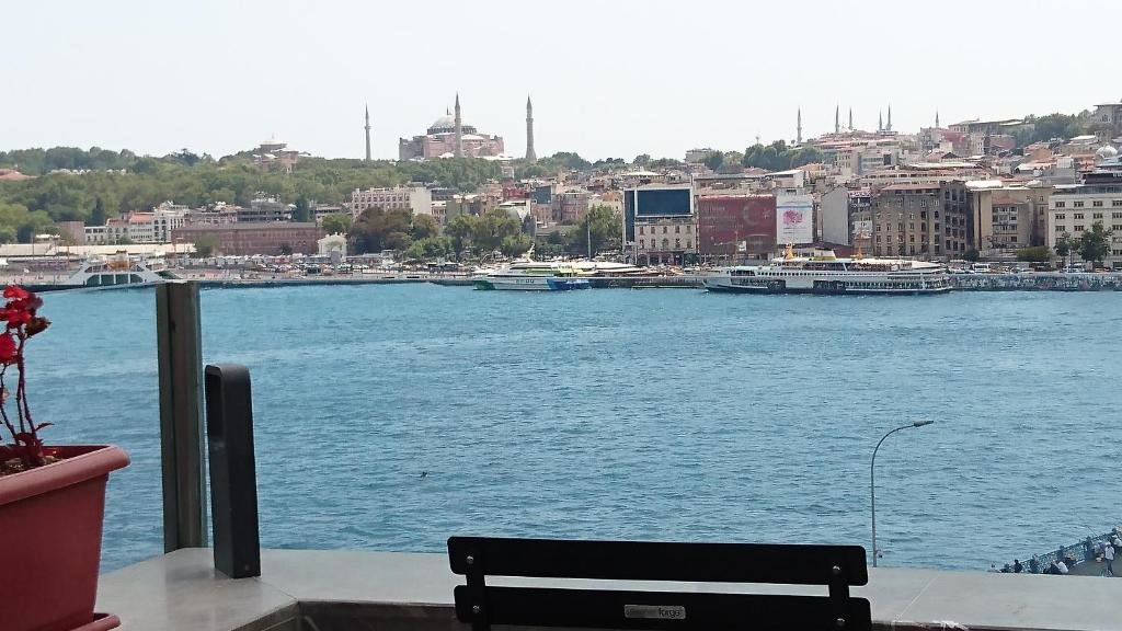 Nordstern Hotel Galata 13