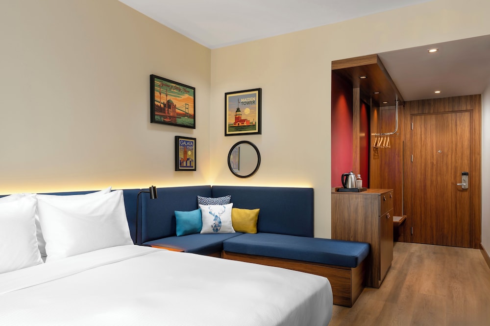 Hampton By Hilton Istanbul Sisli 10