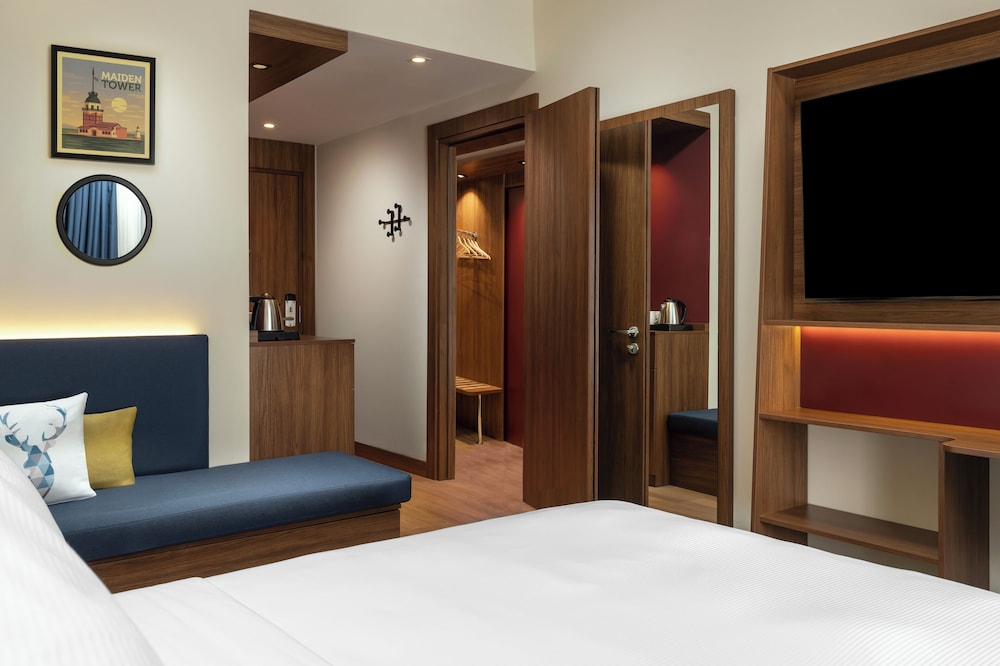 Hampton By Hilton Istanbul Sisli 12