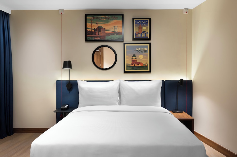 Hampton By Hilton Istanbul Sisli 14