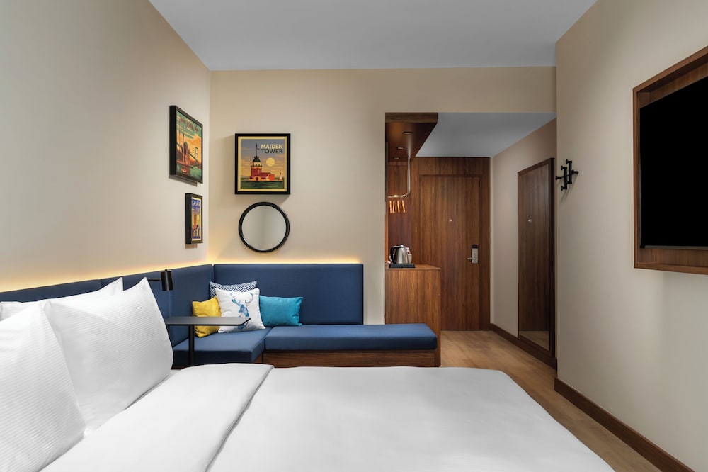 Hampton By Hilton Istanbul Sisli 16