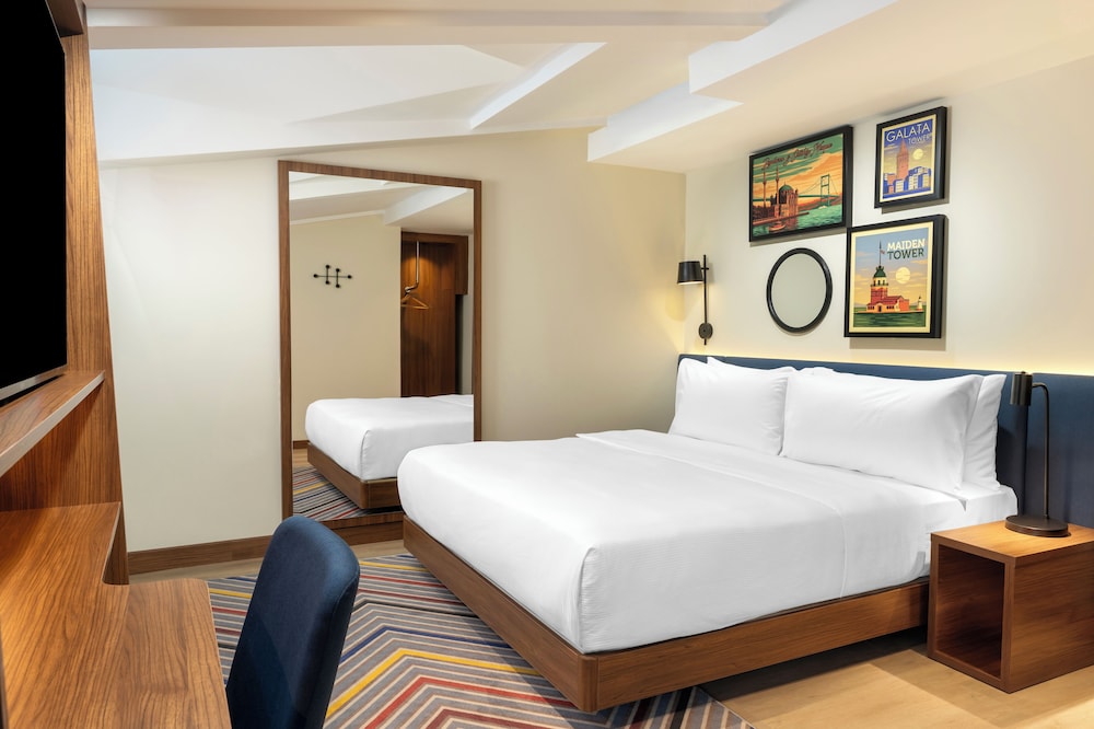 Hampton By Hilton Istanbul Sisli 6