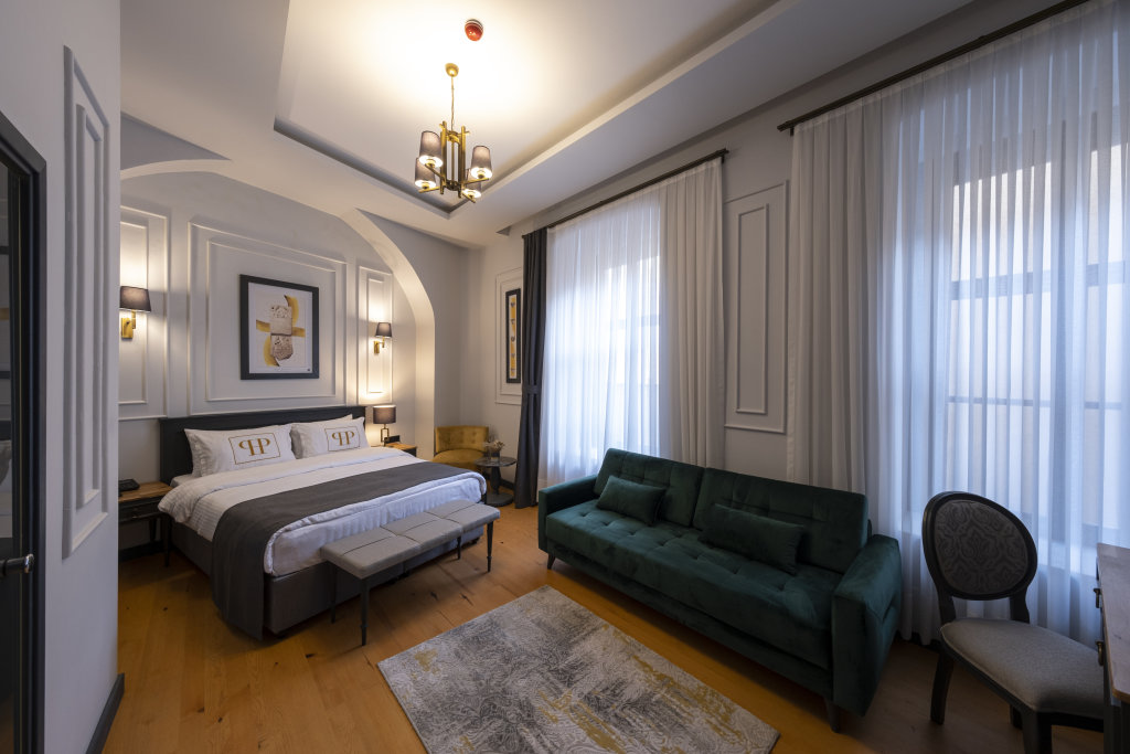 Ferman Port Hotel 12
