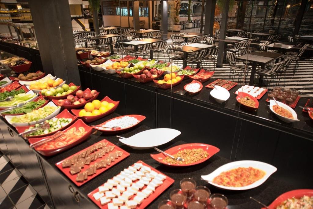 Ferman Port Hotel 4