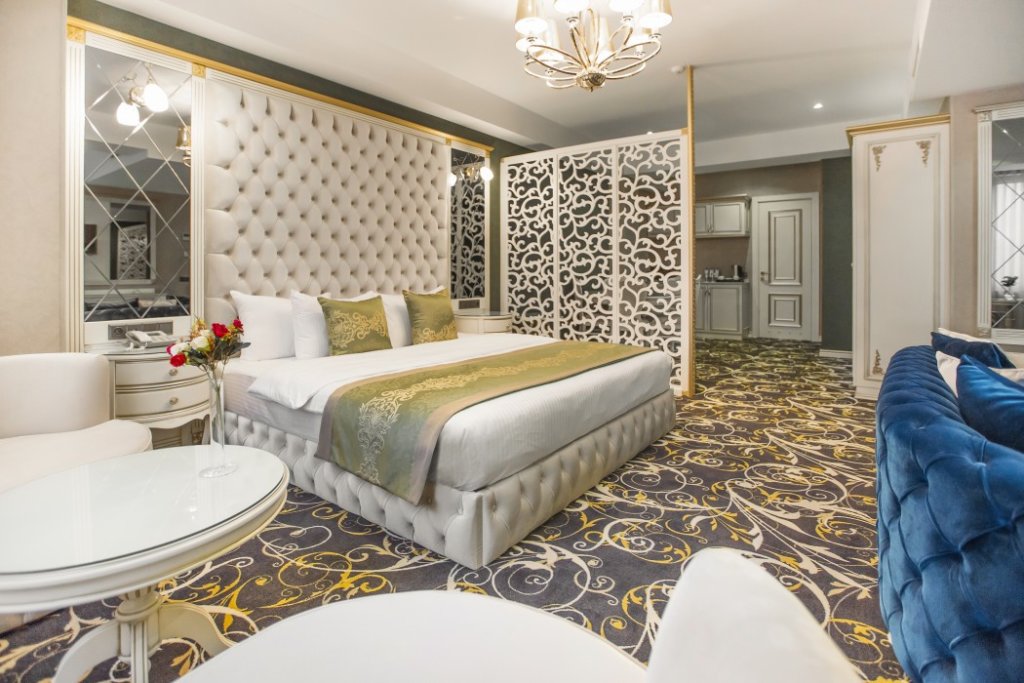 Gold Tbilisi Hotel 18