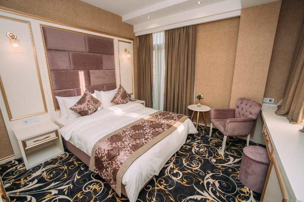 Gold Tbilisi Hotel 9