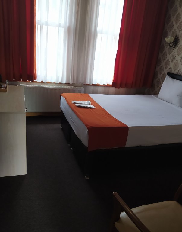 Le Safran Suite 2