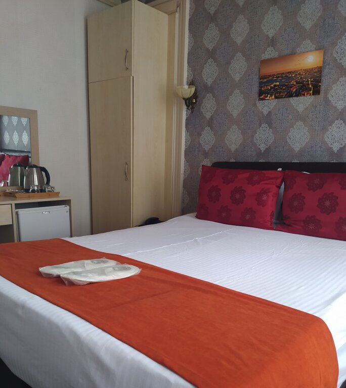 Le Safran Suite 20