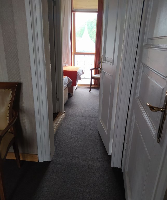 Le Safran Suite 3
