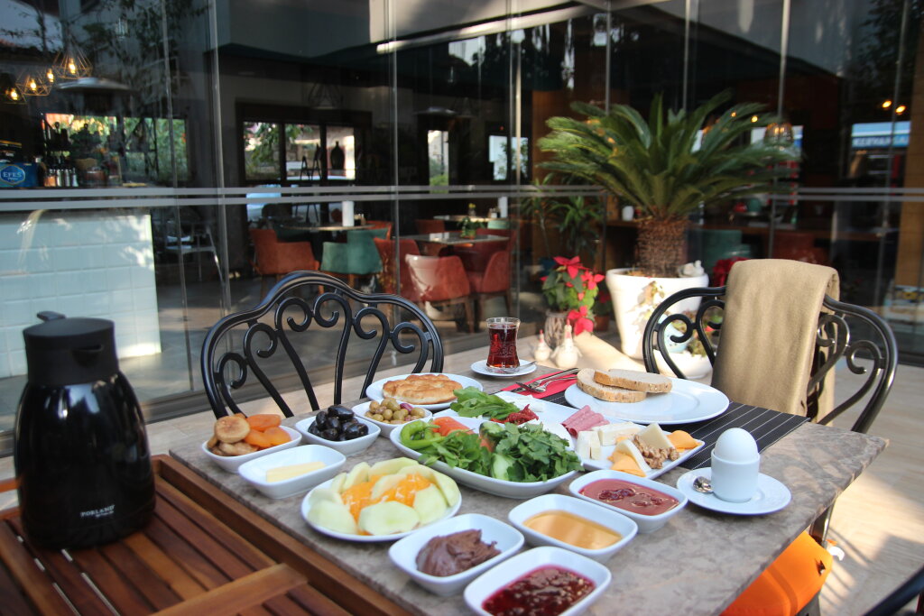 Route Hotel Kaleici 5
