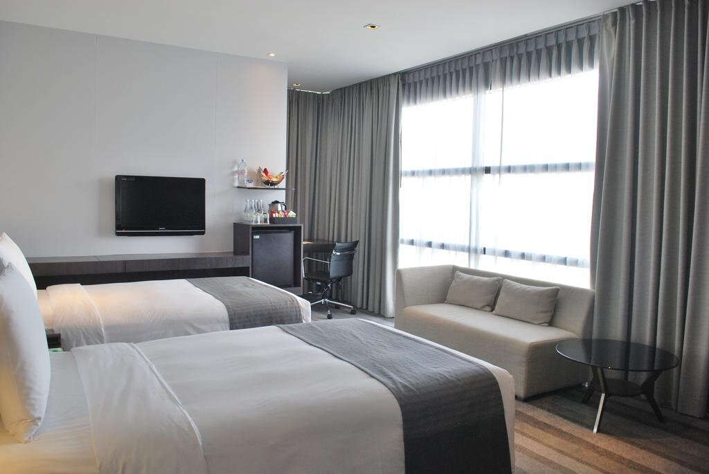 Holiday Inn Bangkok Sukhumvit, an IHG Hotel 2