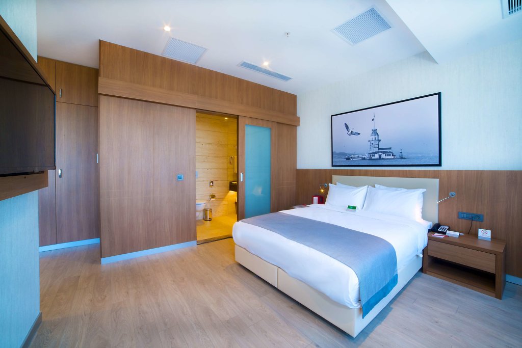 Ramada by Wyndham Istanbul Old City 15
