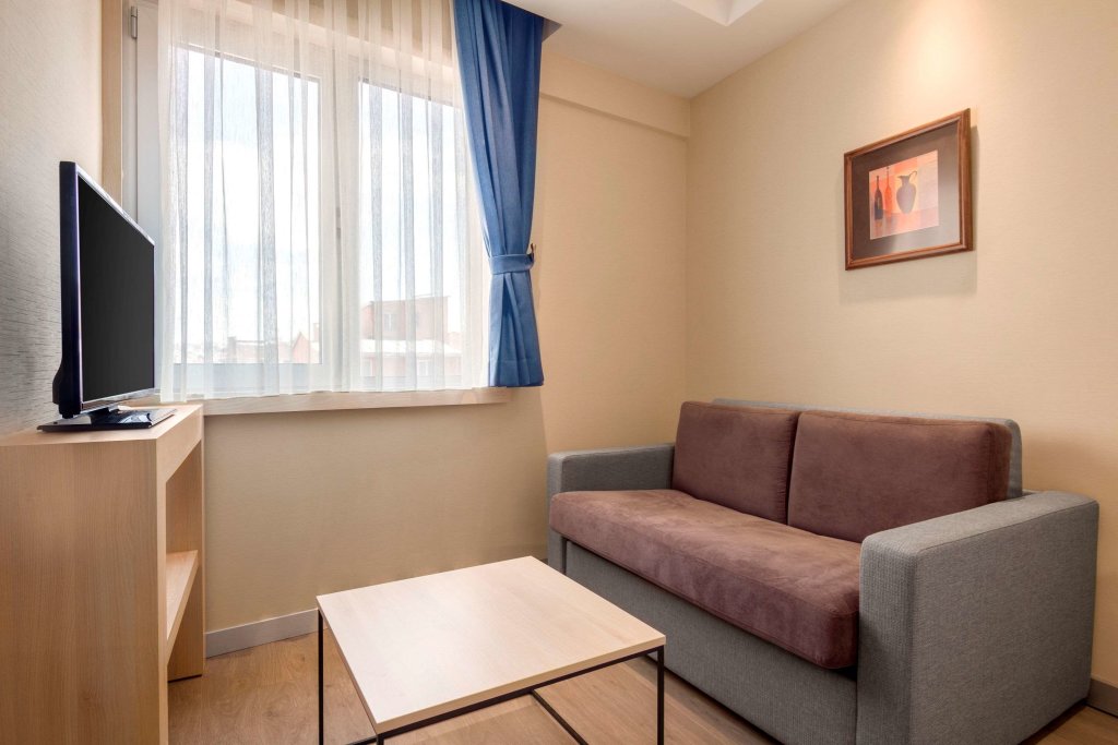 Ramada by Wyndham Istanbul Old City 21