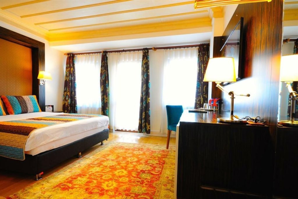 Ottopera Hotel 18