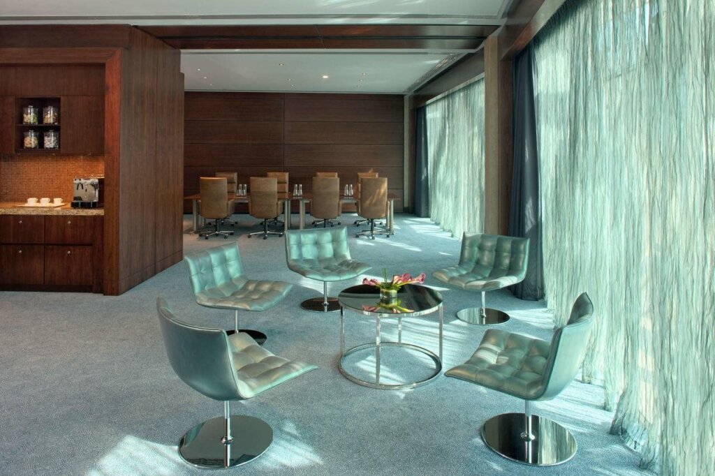 Andaz Capital Gate Abu Dhabi – a concept by Hyatt 6