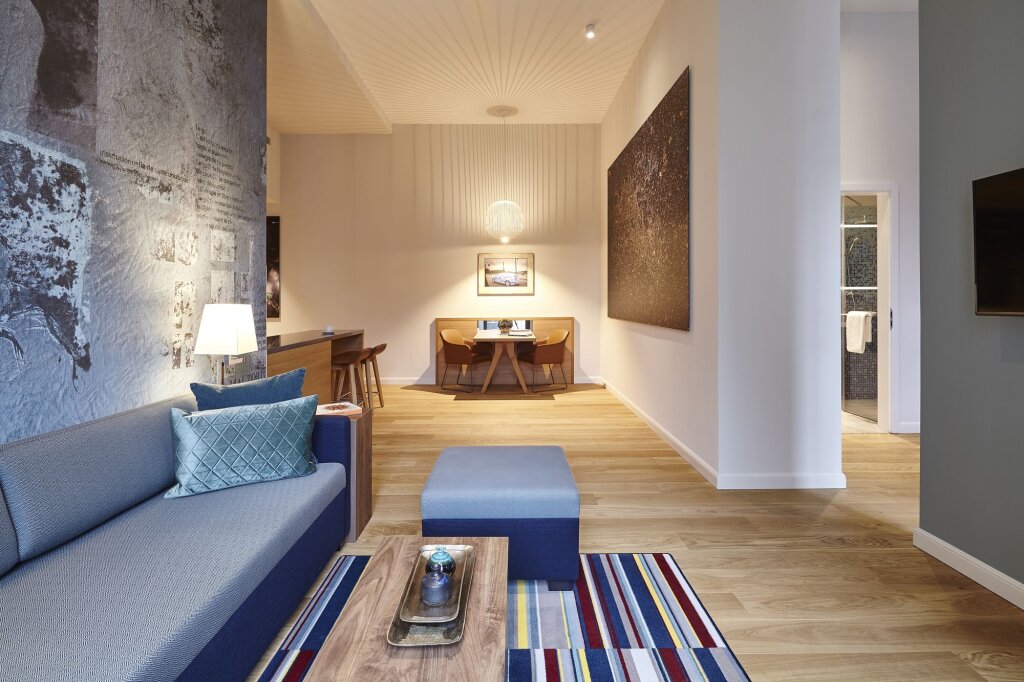 The Wellem, in The Unbound Collection by Hyatt 11