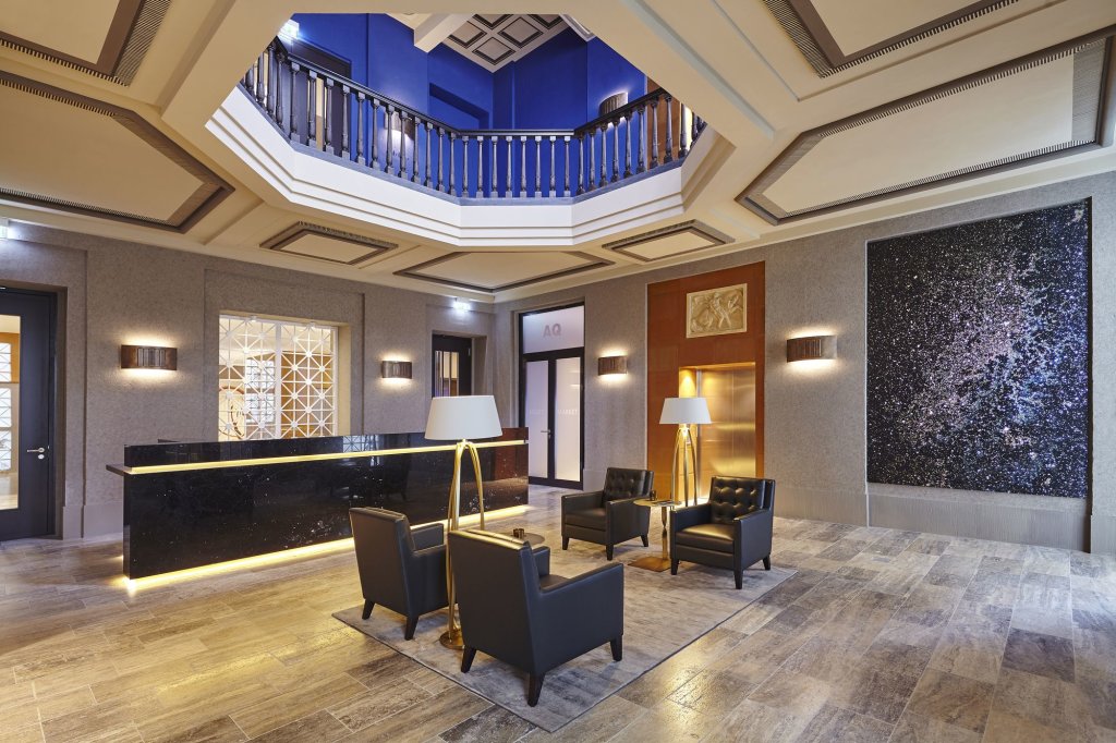 The Wellem, in The Unbound Collection by Hyatt 18