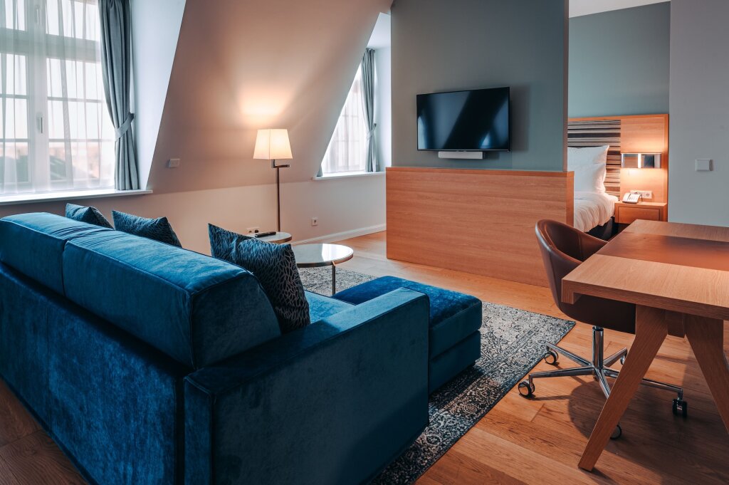 The Wellem, in The Unbound Collection by Hyatt 7