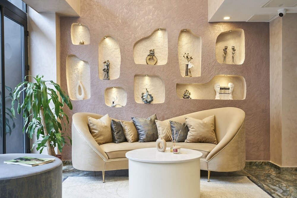 actuel life hotel 19