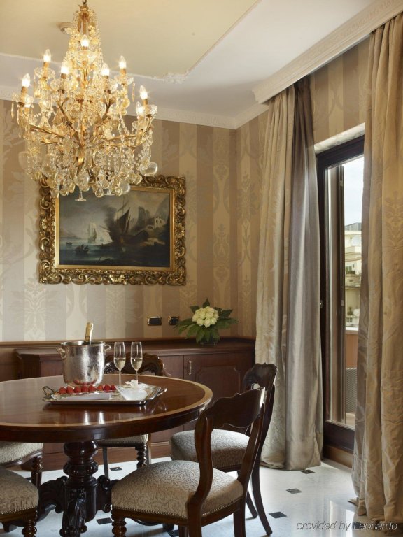 Baglioni Hotel Regina - The Leading Hotels of the World 11