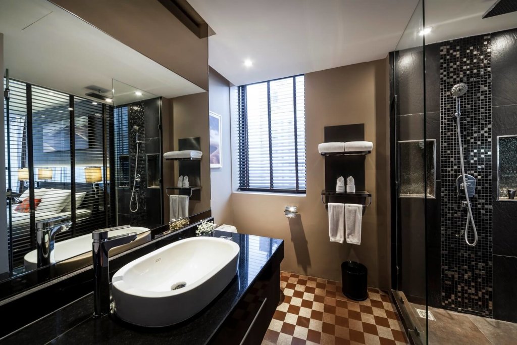 The Continent Hotel Bangkok by Compass Hospitality 7
