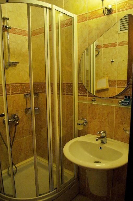Grand Hotel de Londres 18