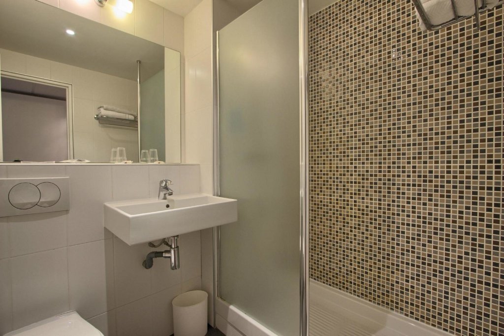 B&B Hotel Paris 17 Batignolles 17