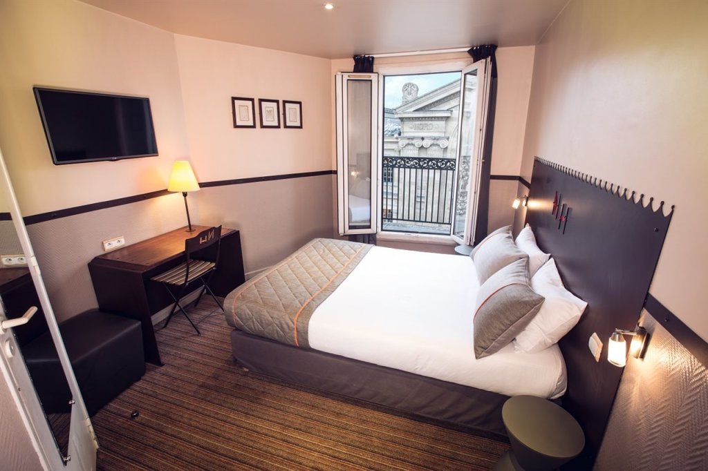B&B Hotel Paris 17 Batignolles 2