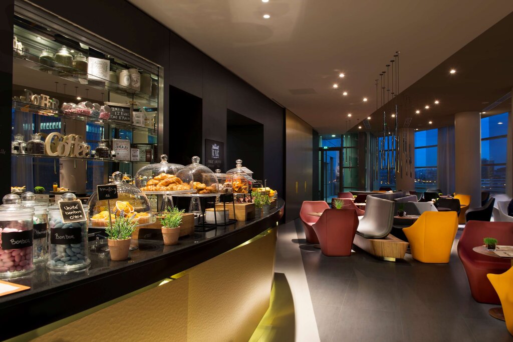Melia Paris La Defense 3