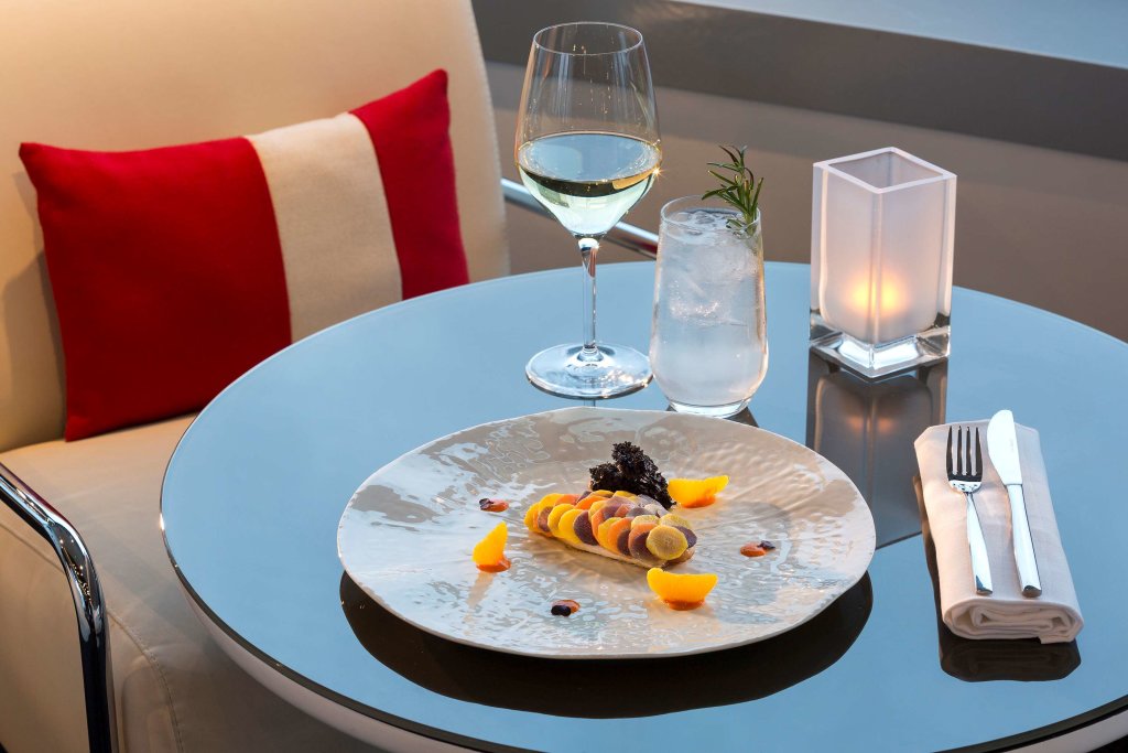 Melia Paris La Defense 5