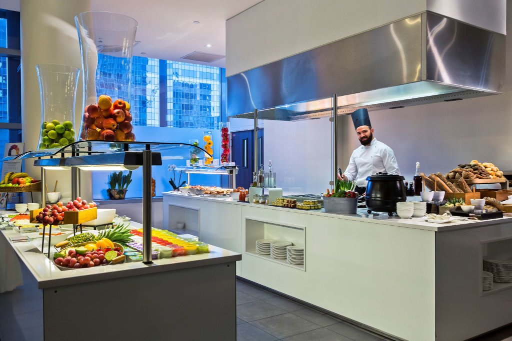 Melia Paris La Defense 9