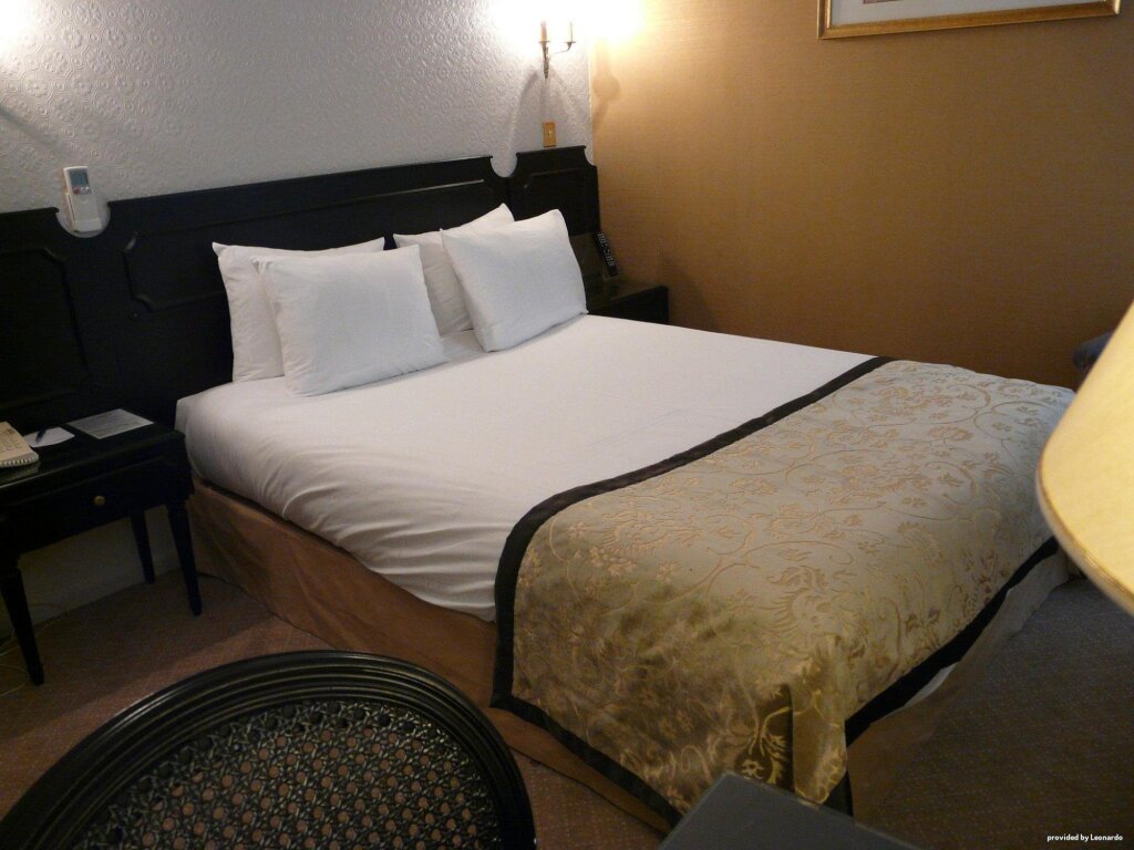 Hotel Victor Hugo Paris Kléber 3