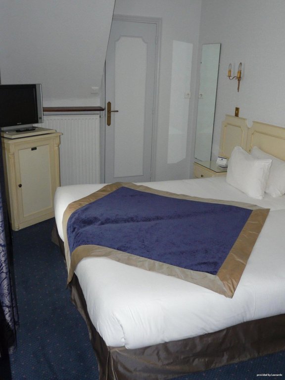 Hotel Victor Hugo Paris Kléber 7