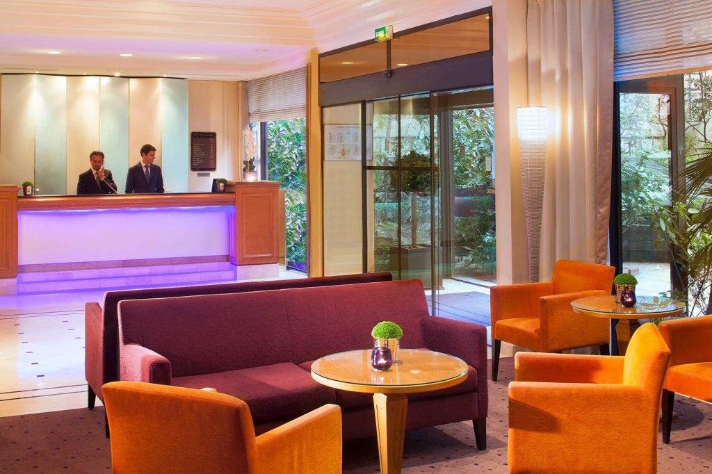 Hôtel Garden Elysées 18